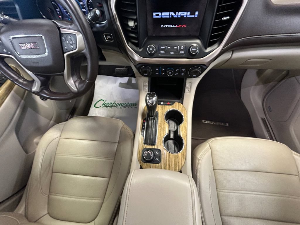 Used 2017 GMC Acadia Denali w/ Technology Package AWD/4WD image 15