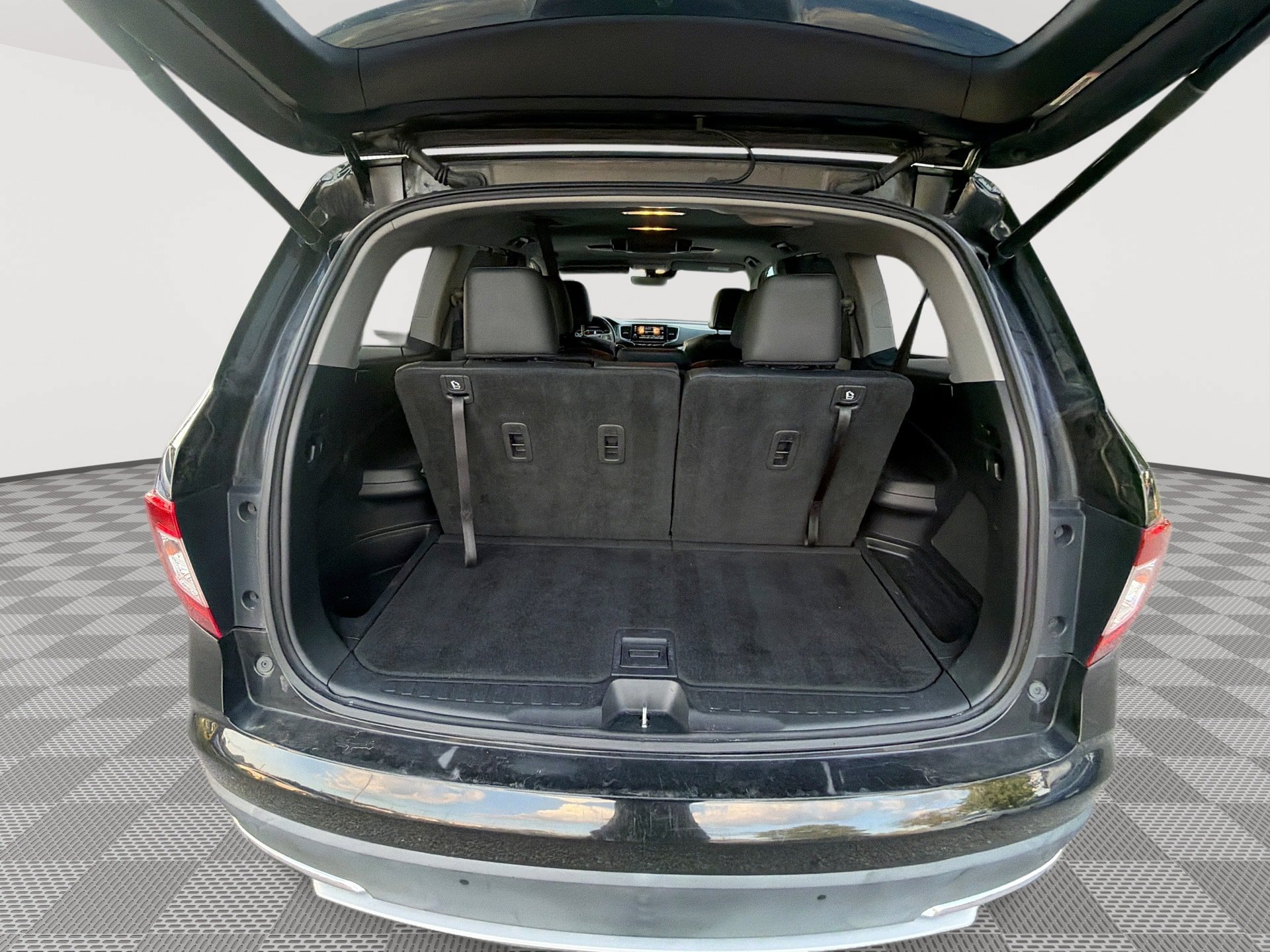 Used 2019 Honda Pilot Touring image 22