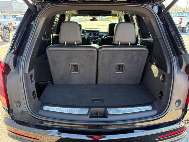Used 2025 Cadillac XT6 Premium Luxury image 45