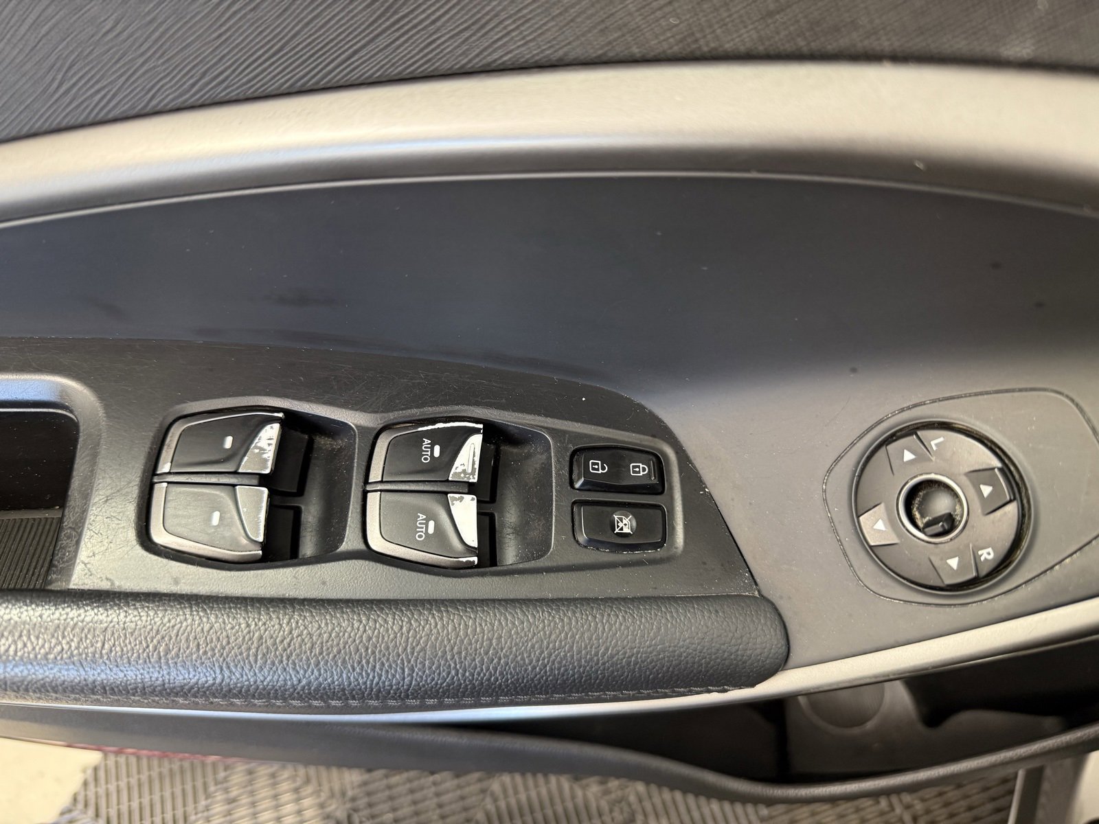 Used 2018 Hyundai Santa Fe Sport w/ 2.0T Ultimate Tech Package 05 image 13