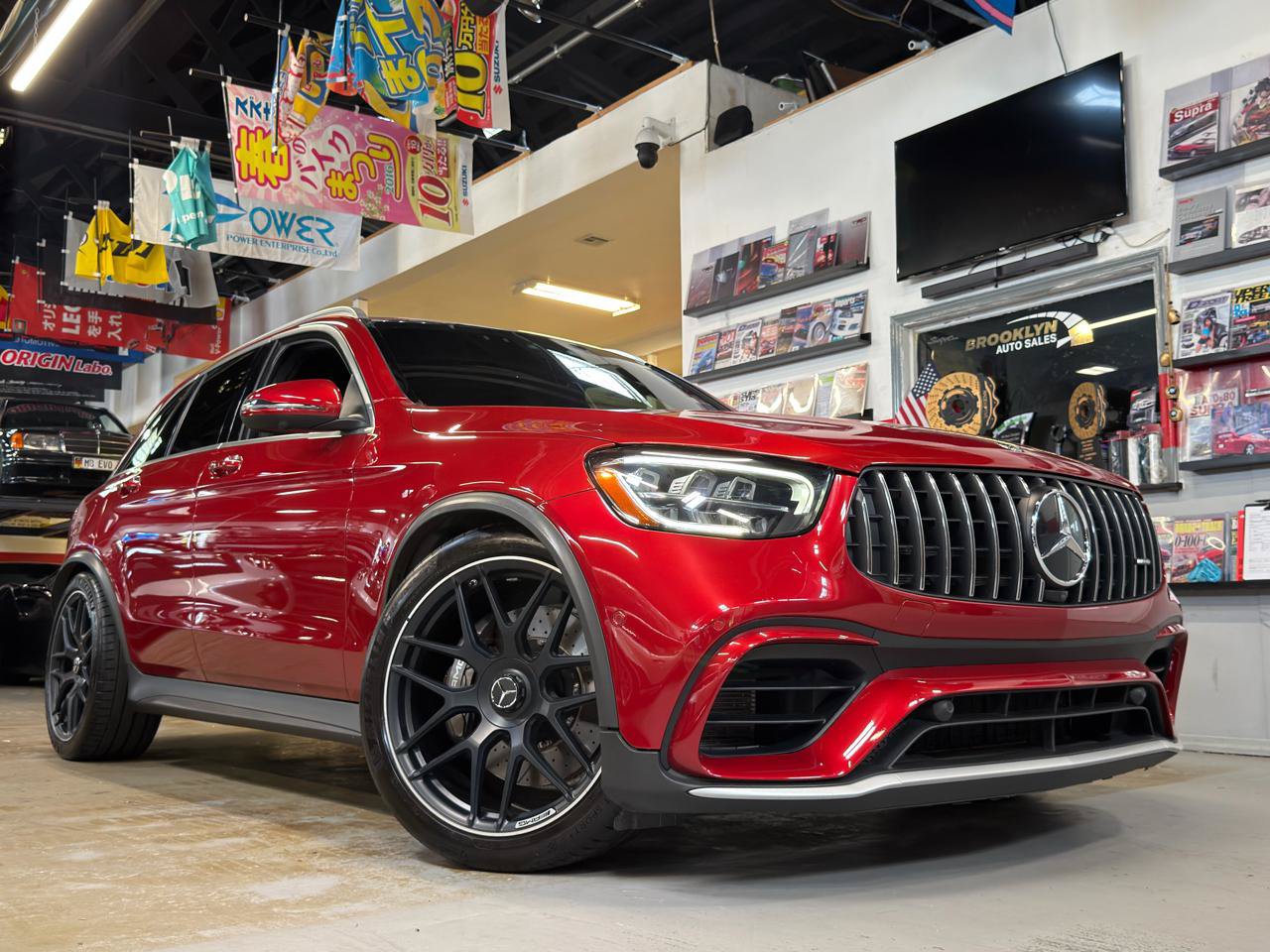Used 2020 Mercedes-Benz GLC 63 AMG 4MATIC w/ Parking Assistance Package image 1