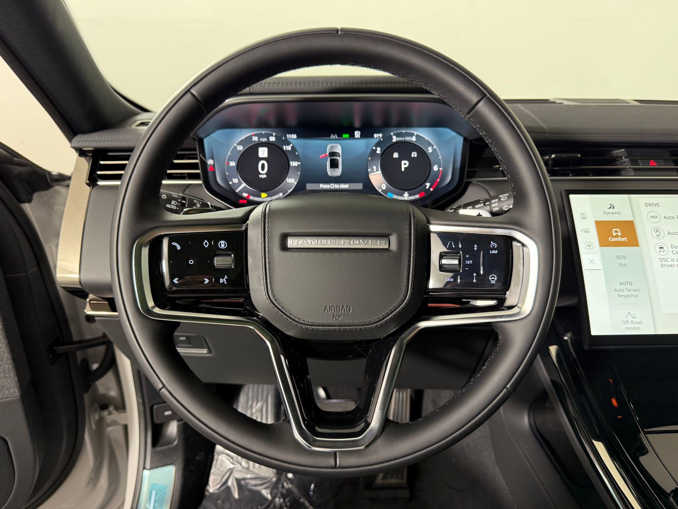 New 2026 Land Rover Range Rover Sport SE AWD/4WD image 16