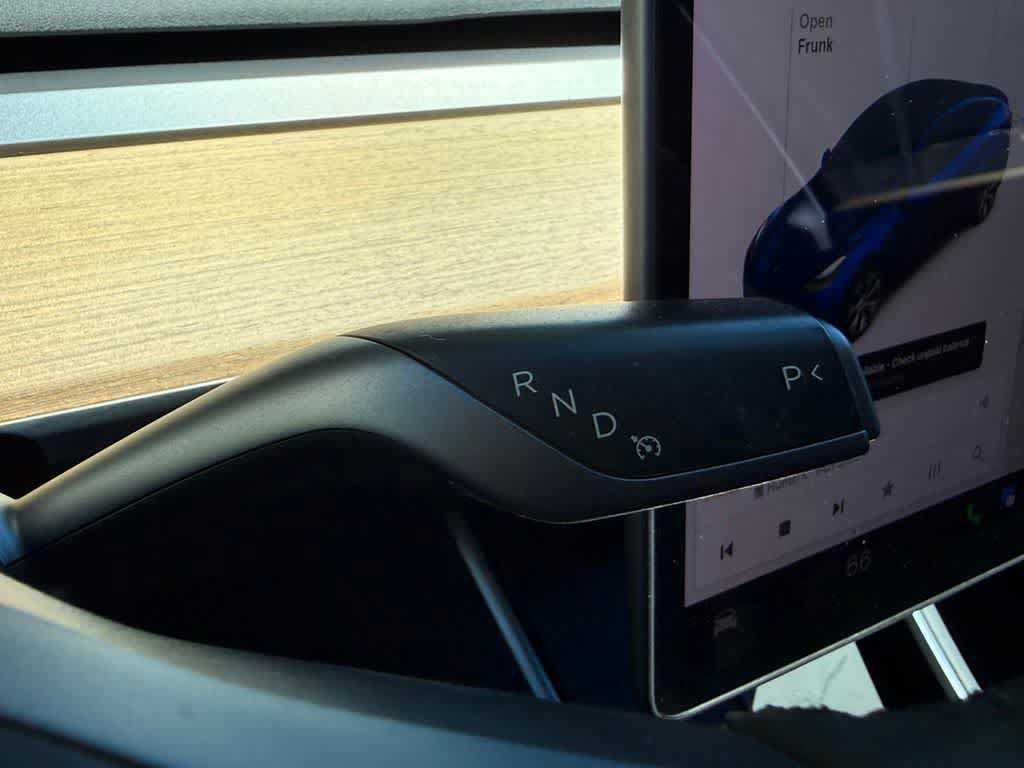 Used 2020 Tesla Model Y Long Range AWD/4WD image 18