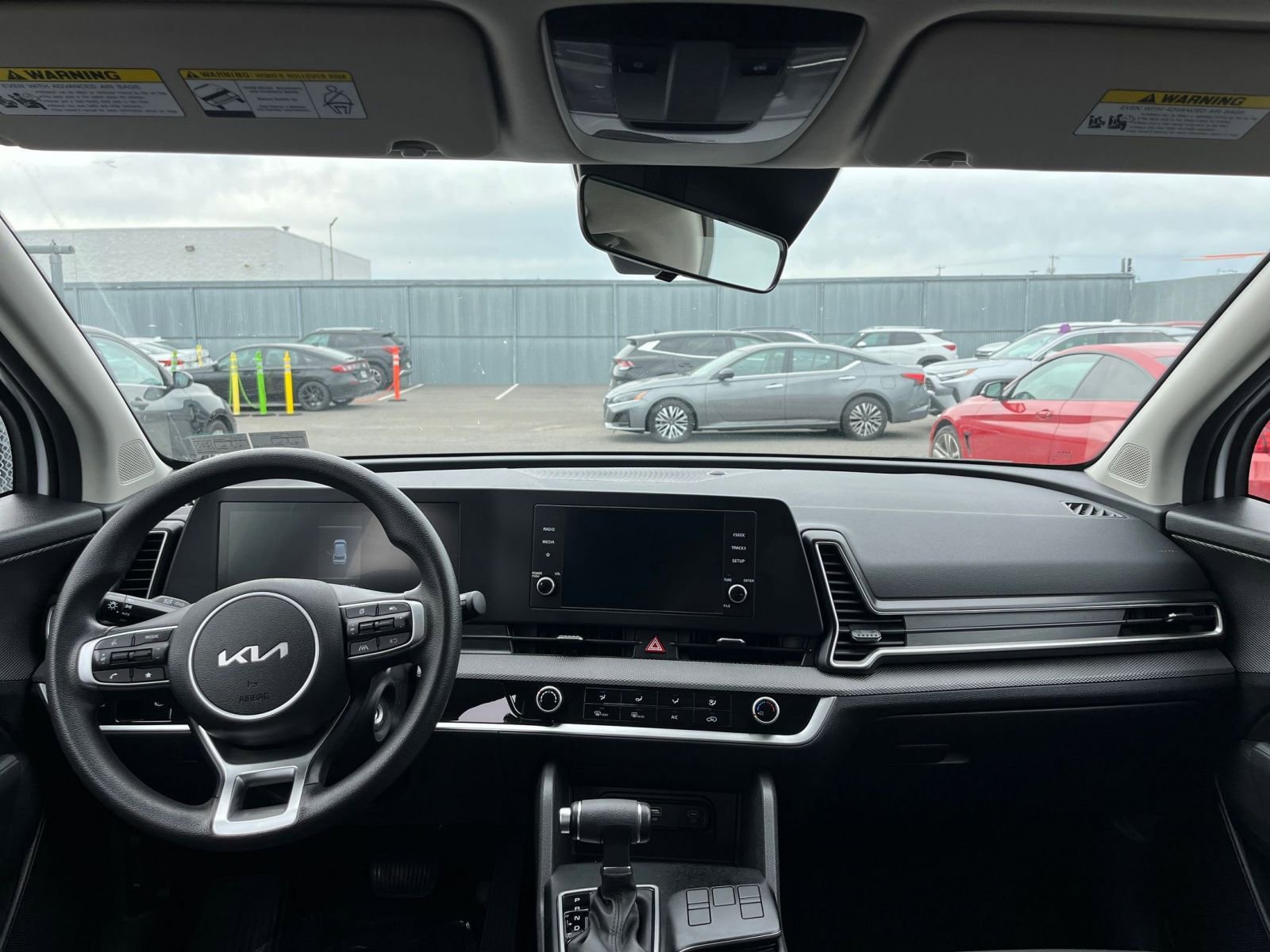 Used 2025 Kia Sportage LX FWD image 32