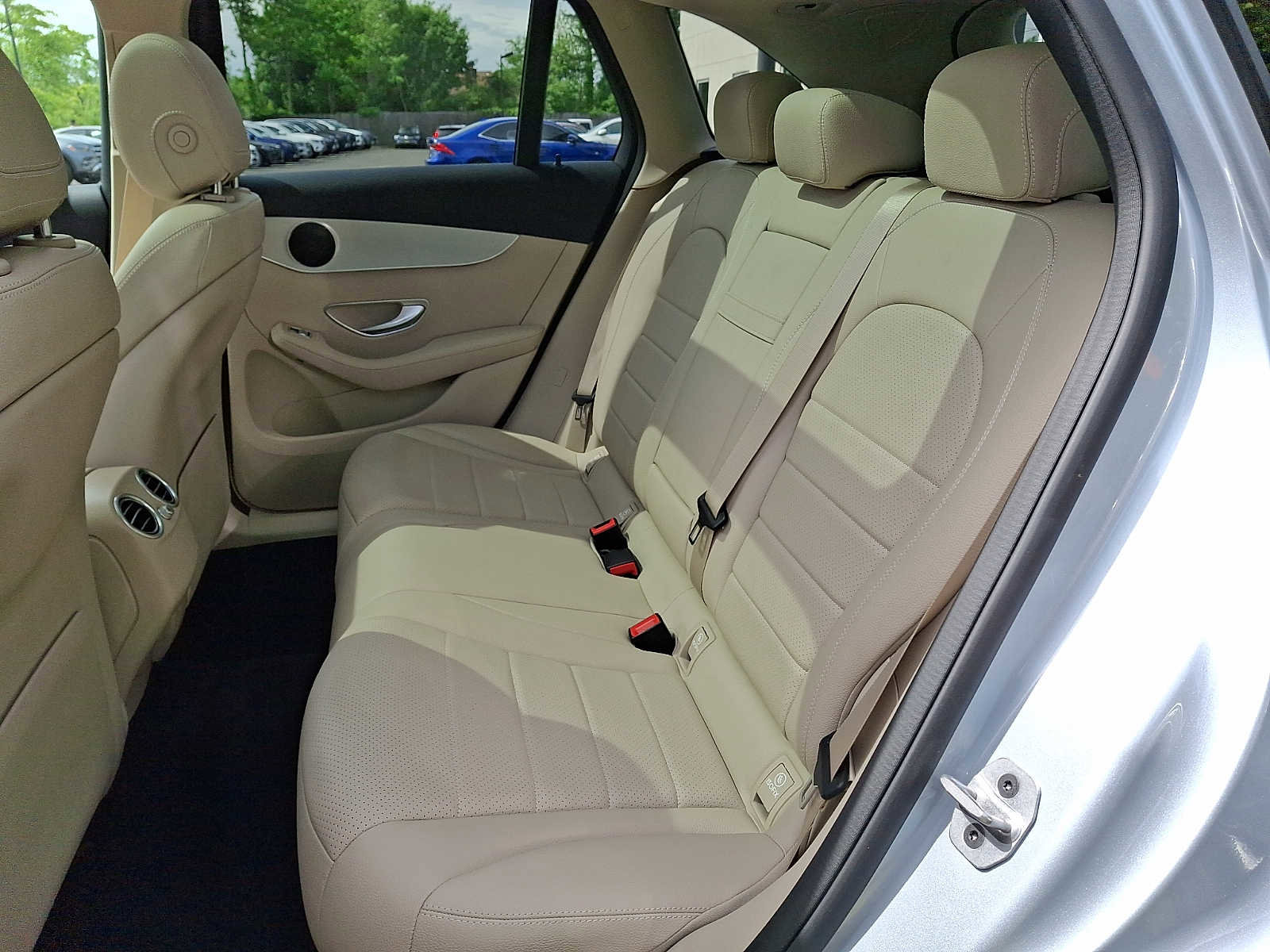 Certified 2022 Mercedes-Benz GLC 300 4MATIC image 8