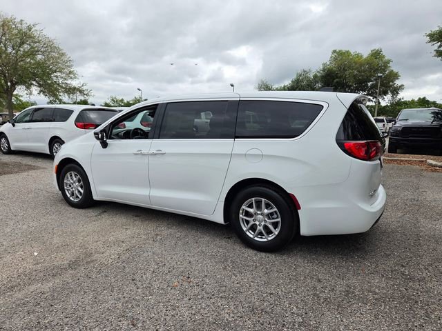 New 2026 Chrysler Voyager LX FWD image 10