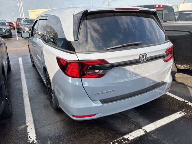 Used 2023 Honda Odyssey Sport image 4