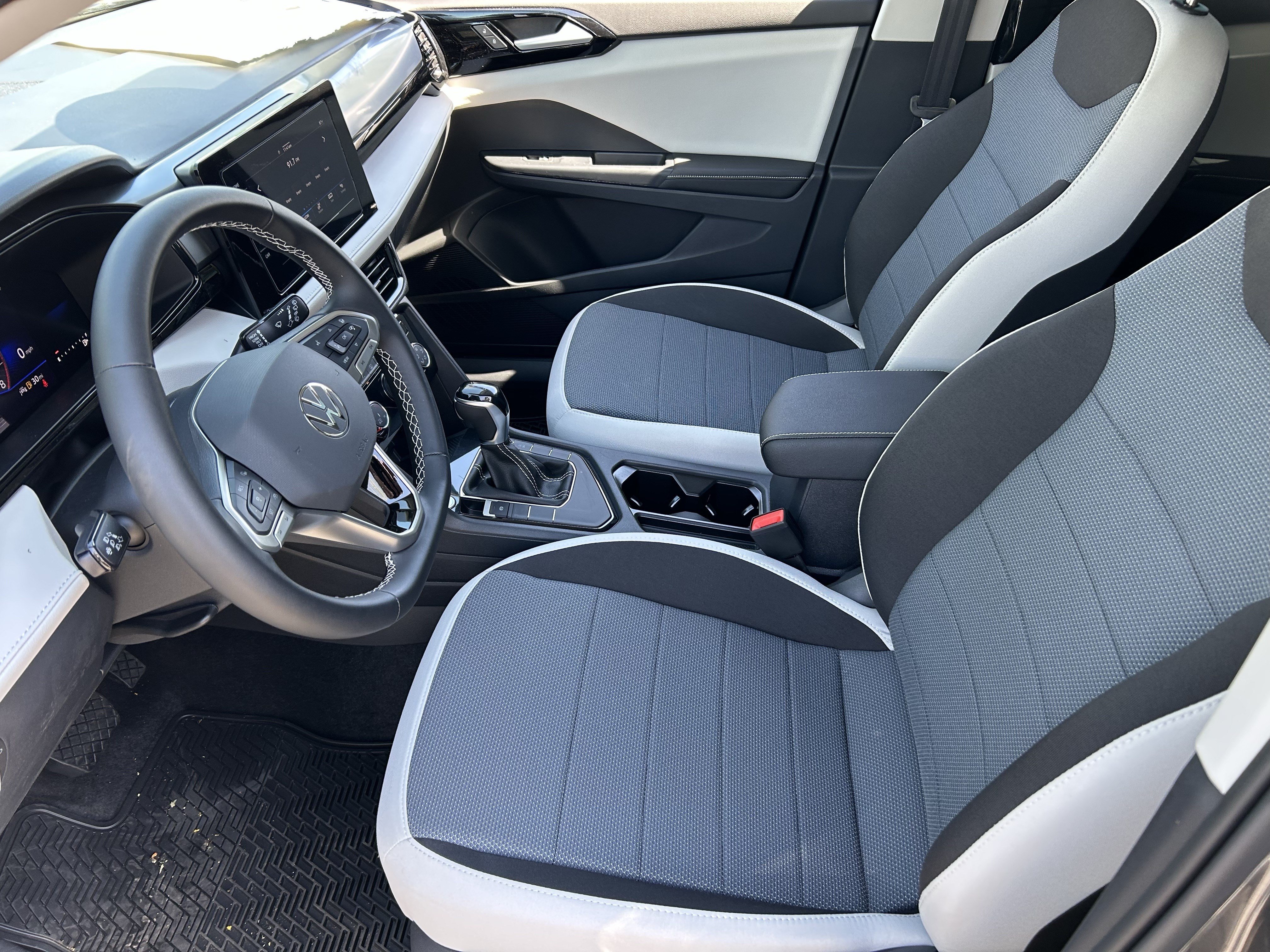 New 2026 Volkswagen Taos S FWD image 16