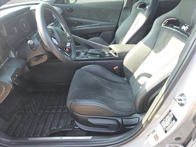 Used 2025 Hyundai Elantra N image 14