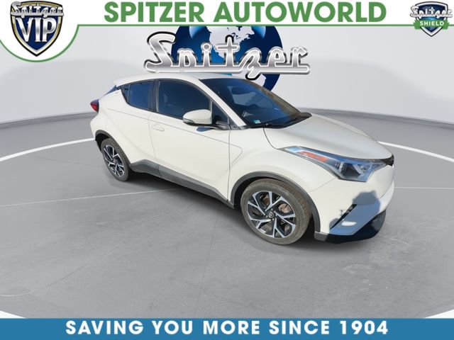 Used 2018 Toyota C-HR XLE image 2