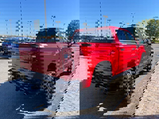 Used 2021 Chevrolet Silverado 1500 LT Trail Boss w/ Convenience Package II image 6