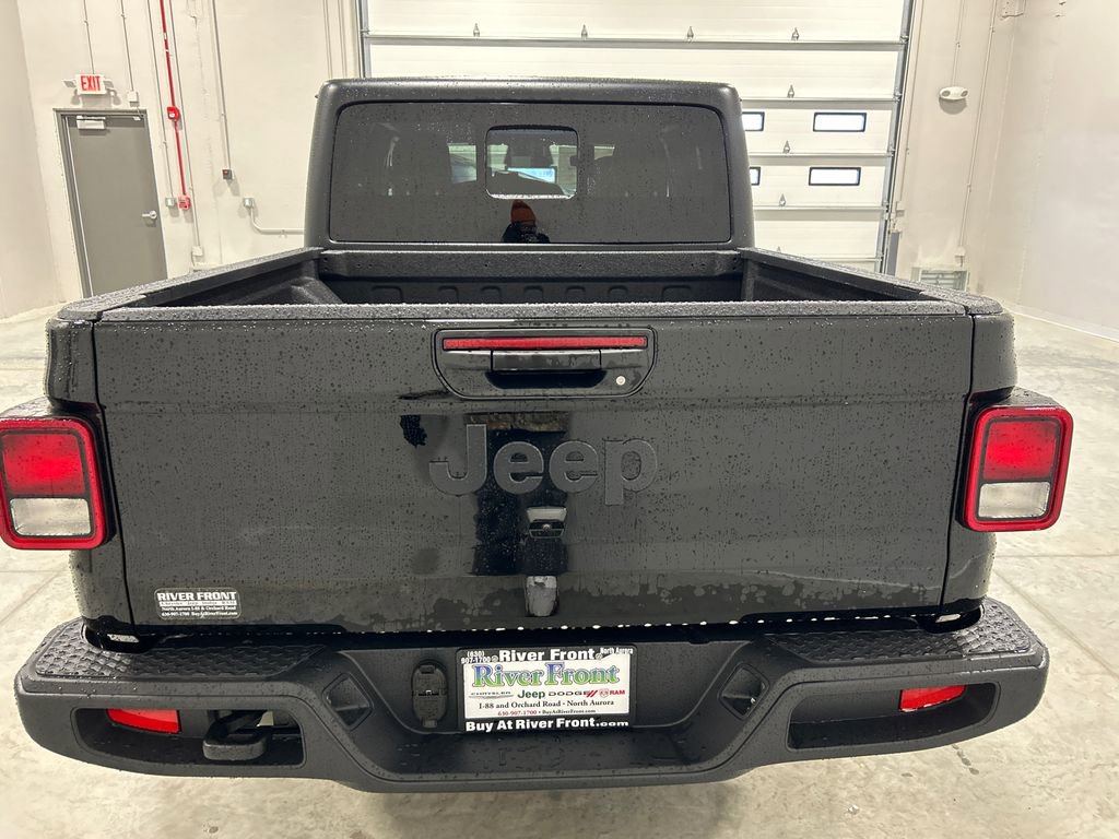 New 2026 Jeep Gladiator Sport image 7