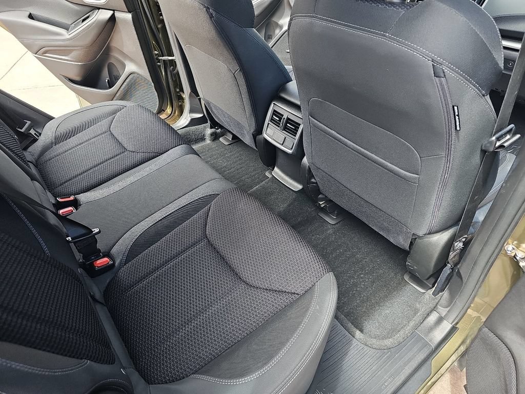 Used 2024 Subaru Forester Premium AWD/4WD image 11