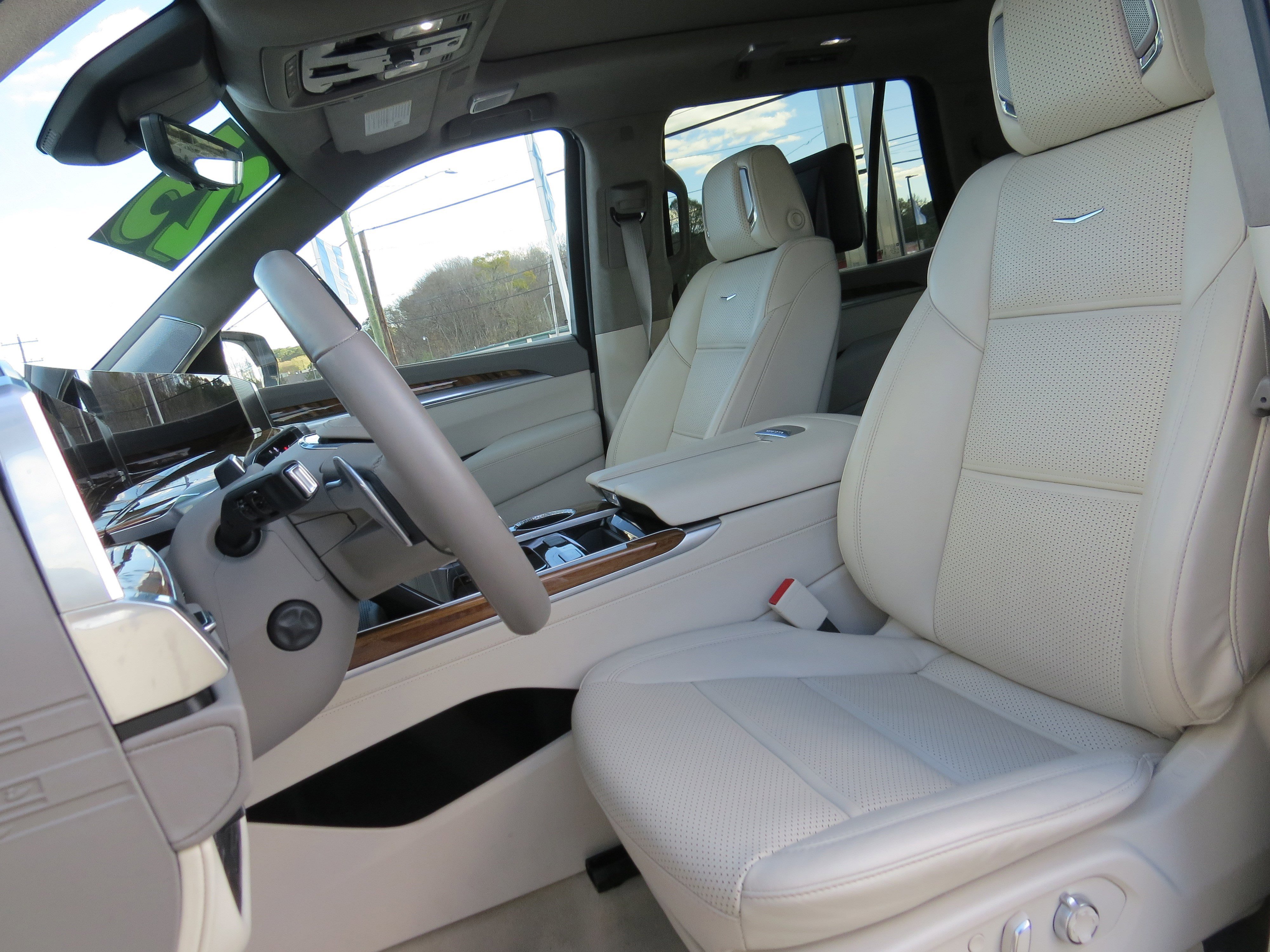 Certified 2025 Cadillac Escalade Premium Luxury Platinum image 20