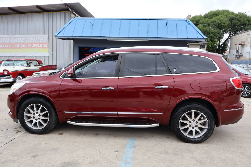 Used 2016 Buick Enclave Leather FWD image 4