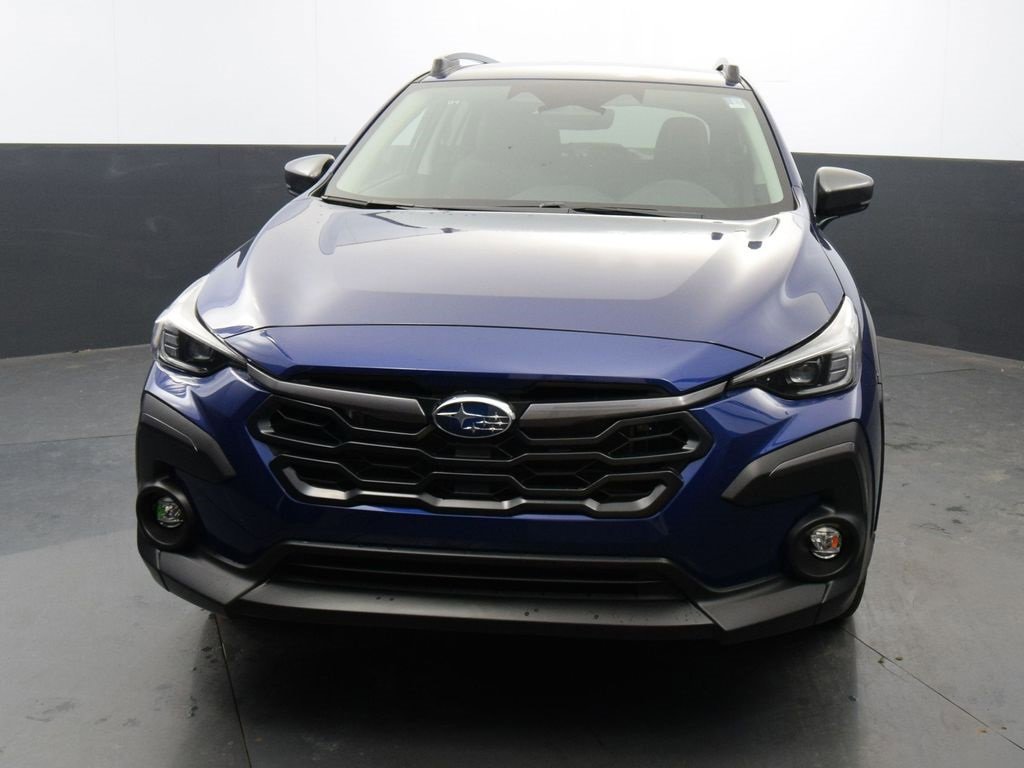 Certified 2025 Subaru Crosstrek 2.5i Limited w/ Crosstrek Mirror Package image 8