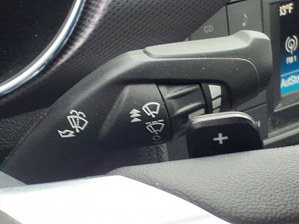 Used 2017 Ford Mustang Coupe image 16