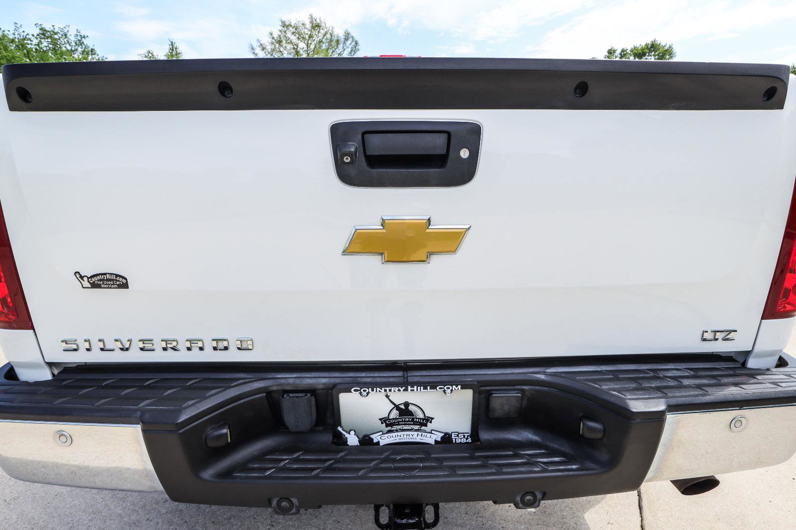 Used 2013 Chevrolet Silverado 1500 LTZ w/ LTZ Plus Package AWD/4WD image 31