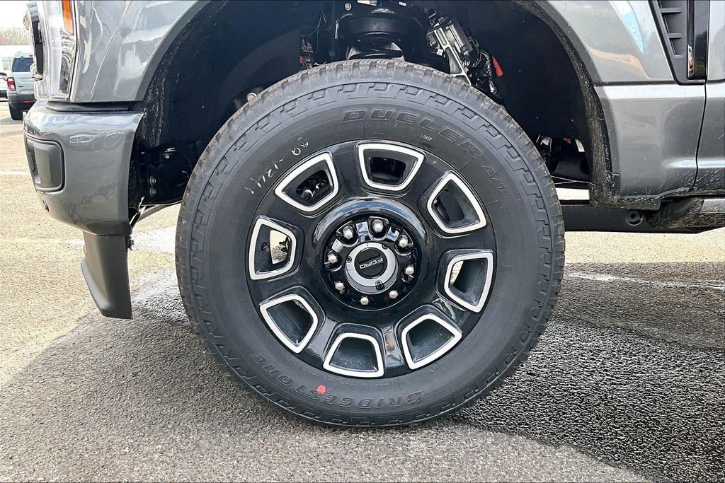 New 2026 Ford F250 Platinum image 12