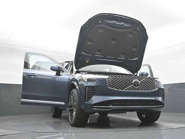 New 2026 Volvo XC90 B6 Ultra w/ Protection Package image 55