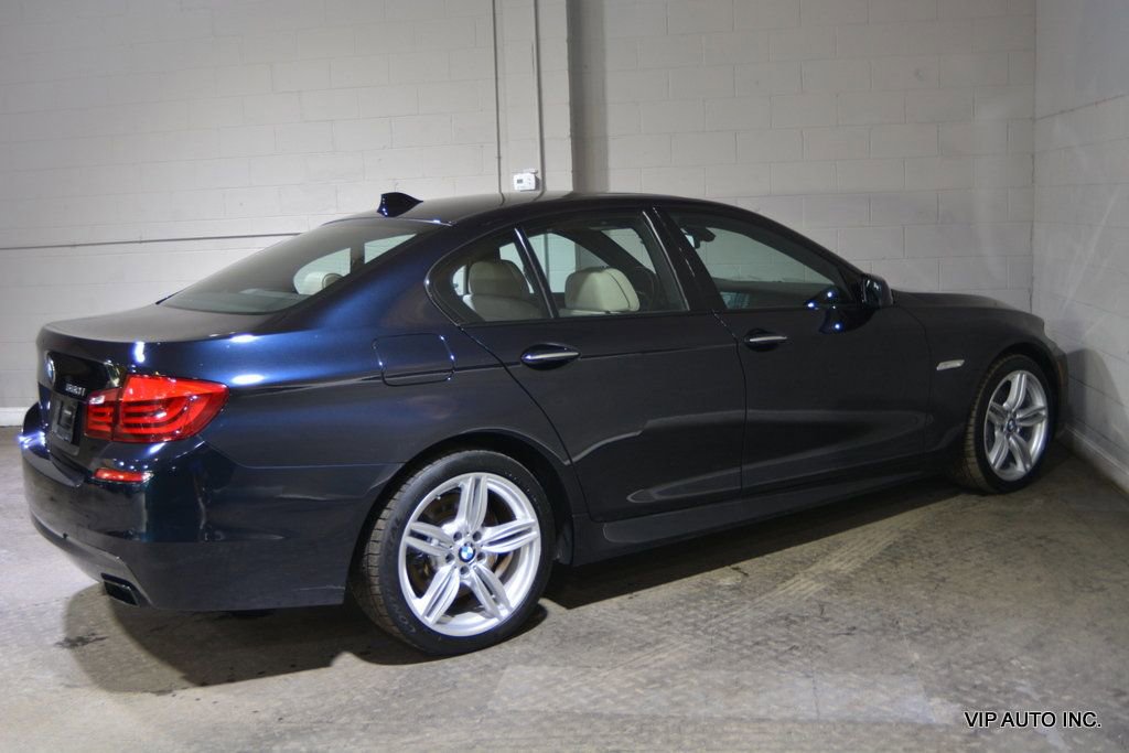 Used 2011 BMW 550i Sedan image 3
