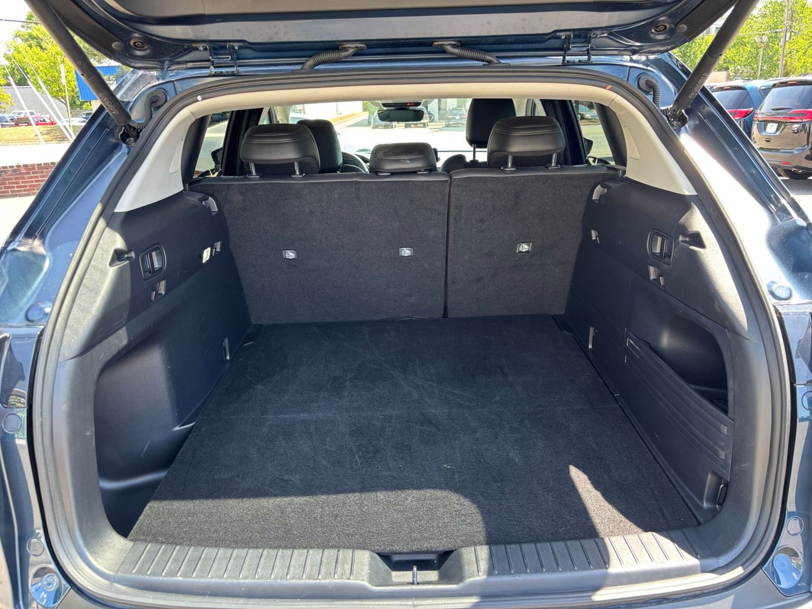 Used 2025 MAZDA CX-50 2.5 Hybrid w/ Premium Plus Pkg AWD/4WD image 33