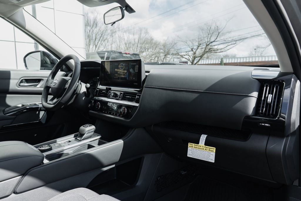 New 2026 Nissan Pathfinder SV image 27