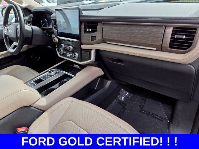 Used 2024 Ford Expedition Max Limited RWD image 16