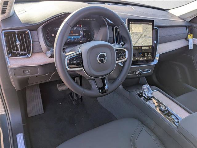 New 2026 Volvo XC90 B5 Plus w/ Protection Package AWD/4WD video 3