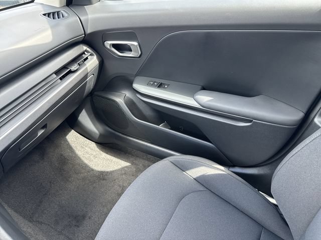 New 2026 Kia K4 FWD image 31