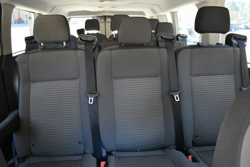 Used 2023 Ford Transit 350 XLT image 33