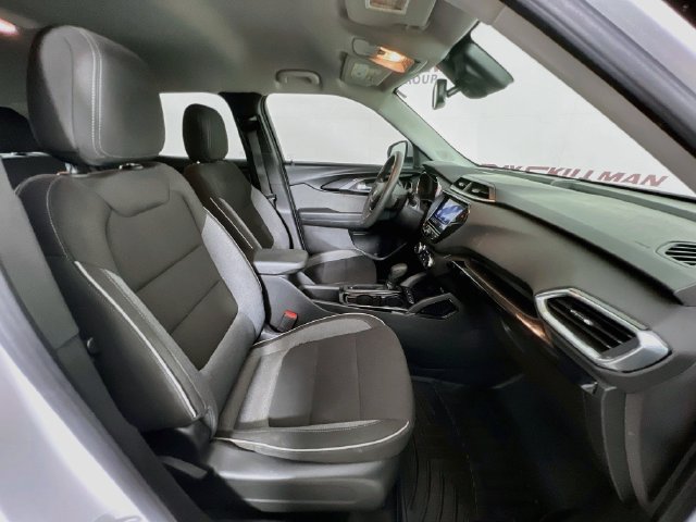 Used 2022 Chevrolet TrailBlazer LT w/ Convenience Package AWD/4WD image 38