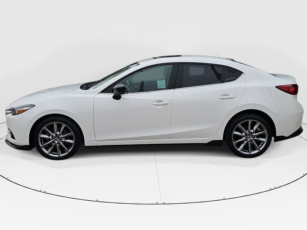 Used 2018 MAZDA MAZDA3 Touring FWD image 6