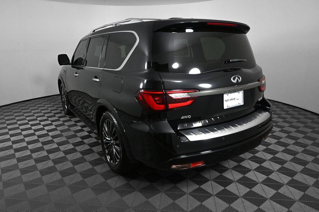 Used 2024 INFINITI QX80 Sensory AWD/4WD image 4