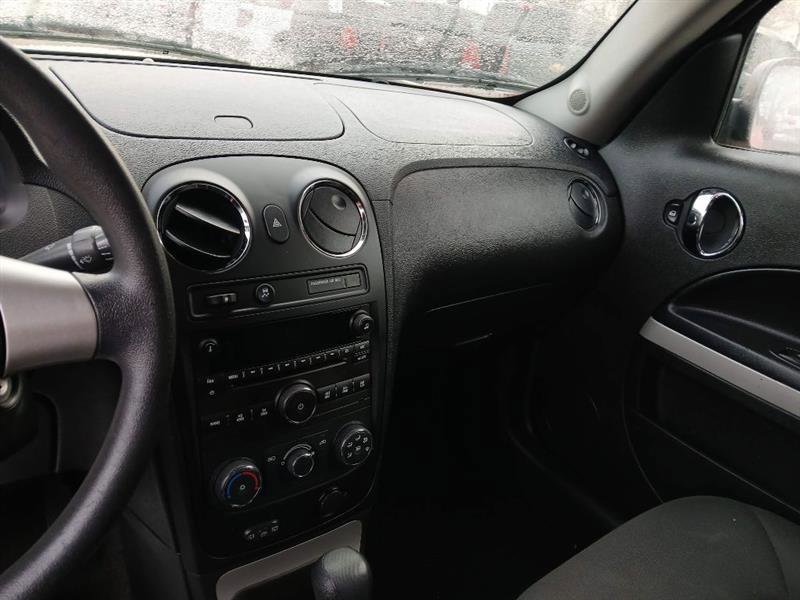 Used 2009 Chevrolet HHR LS image 12