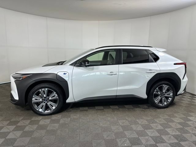 Used 2023 Subaru Solterra AWD image 6