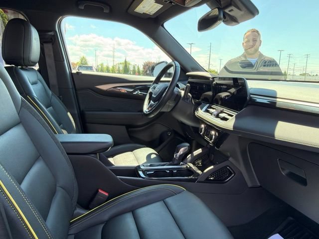 Used 2025 Chevrolet TrailBlazer ACTIV w/ Convenience Package AWD/4WD image 30
