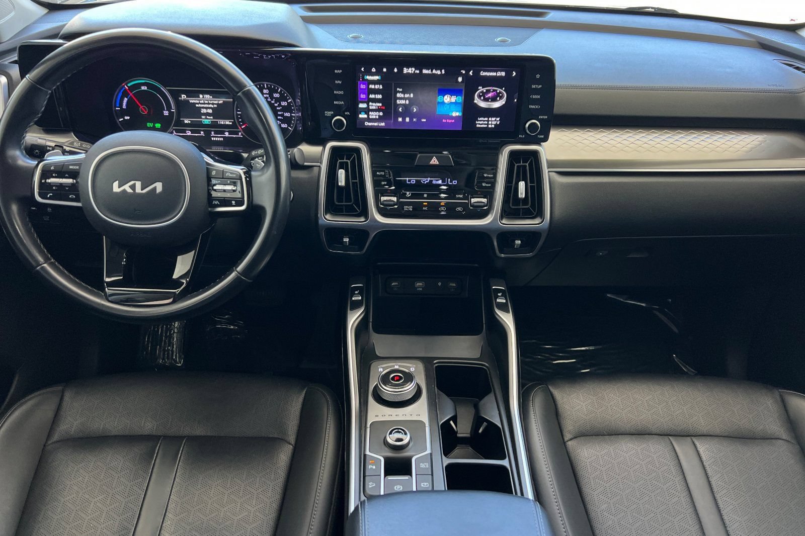 Used 2023 Kia Sorento EX w/ Panoramic Sunroof Package FWD image 3