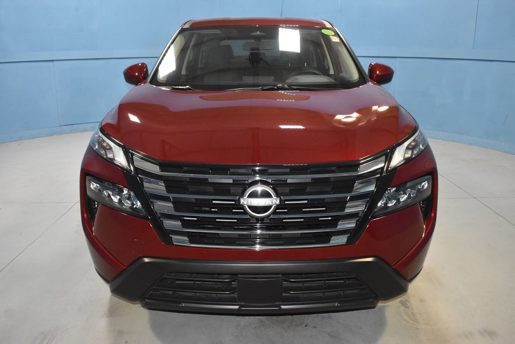 Used 2025 Nissan Rogue SV image 24