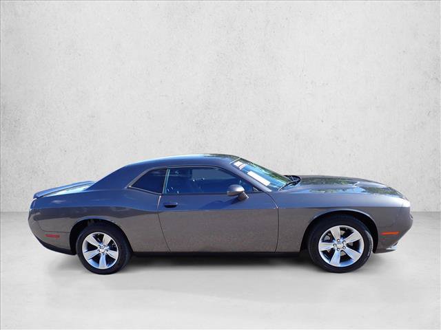 Used 2022 Dodge Challenger SXT RWD image 5