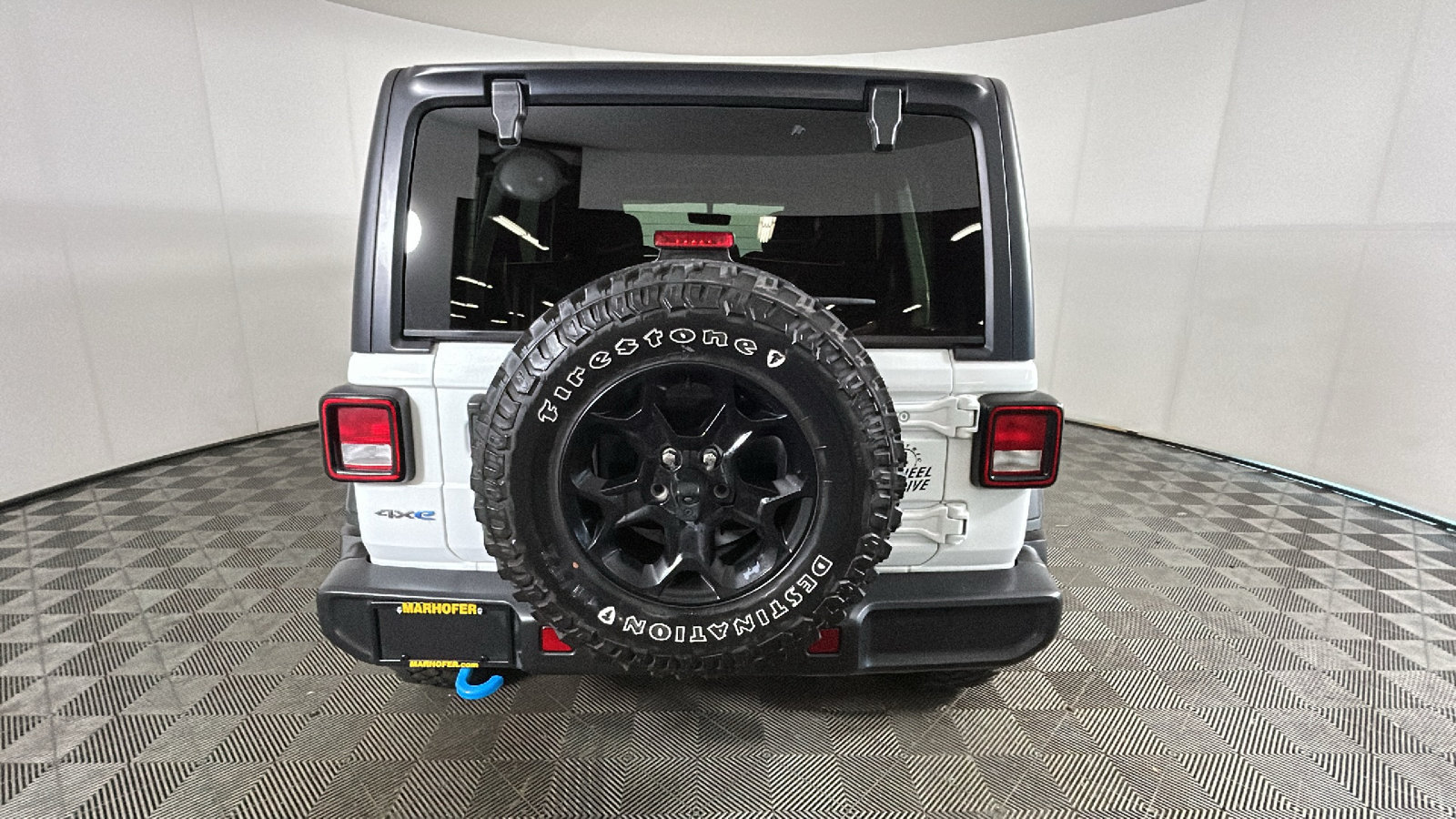 Used 2023 Jeep Wrangler Unlimited w/ Cold Weather Group AWD/4WD image 4