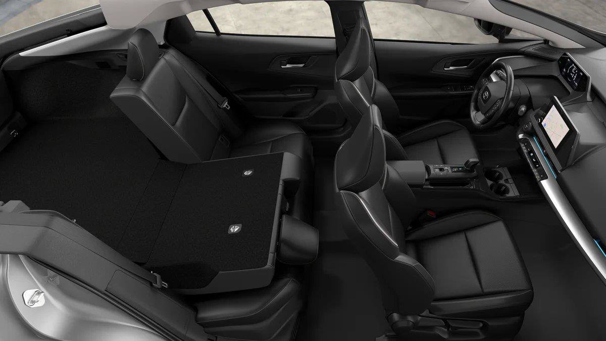 New 2026 Toyota Prius XLE FWD image 4