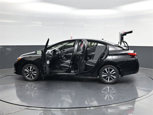 Used 2025 Nissan Versa S w/ S Plus Package image 57