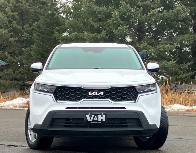 Used 2023 Kia Sorento LX image 25