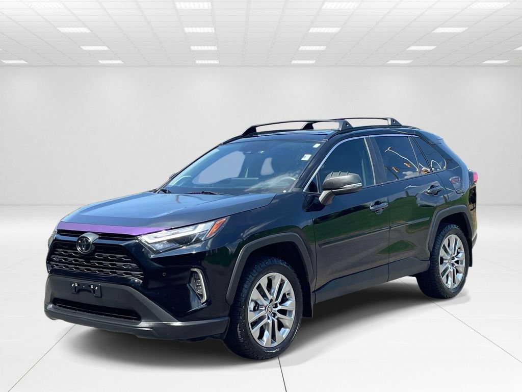 Used 2025 Toyota RAV4 XLE Premium w/ Weather Package FWD image 3