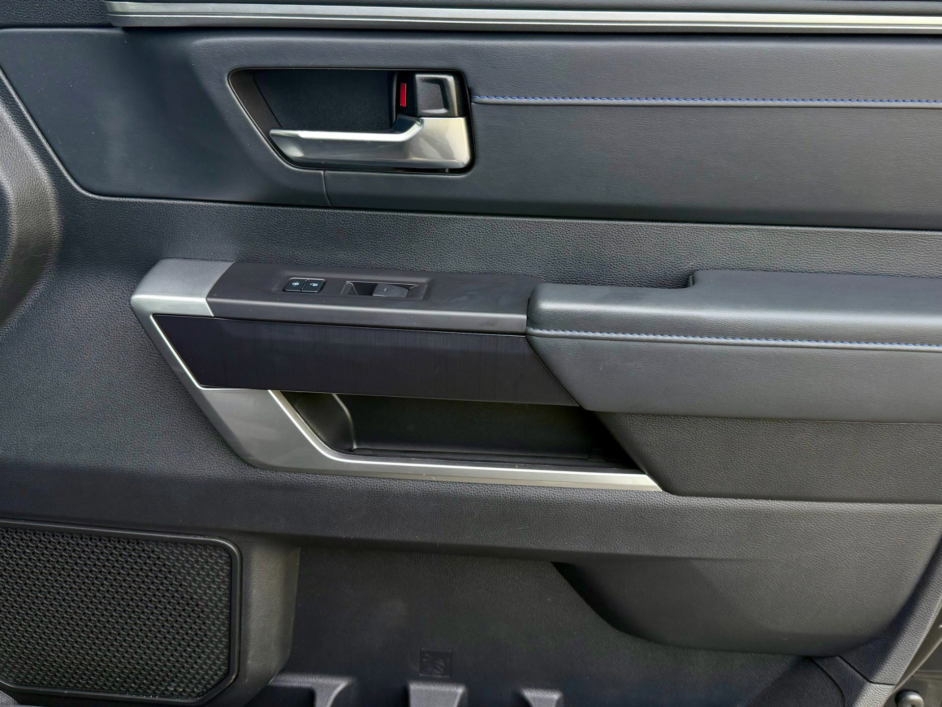 Used 2023 Toyota Sequoia Platinum image 52