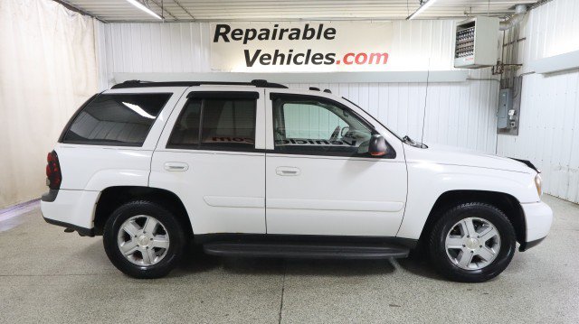 Used 2005 Chevrolet TrailBlazer LT AWD/4WD image 4
