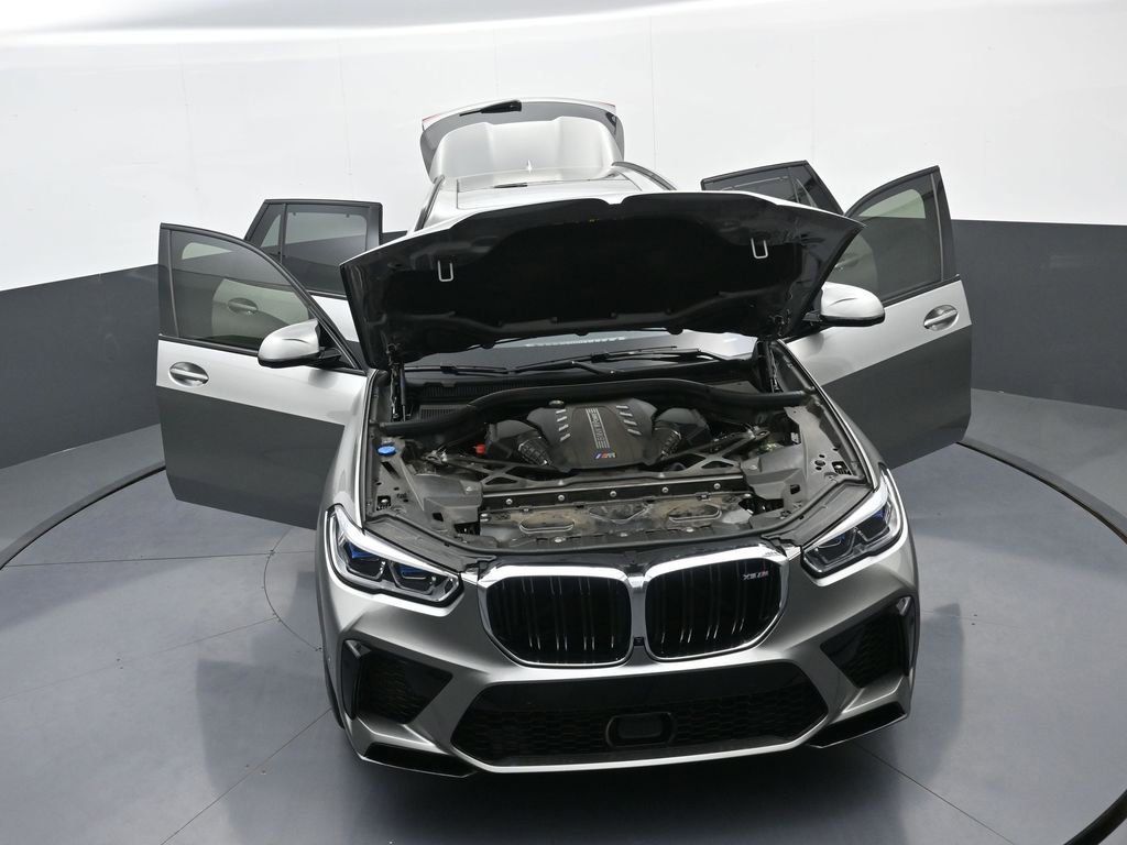 Used 2022 BMW X5 M w/ Executive Package image 40