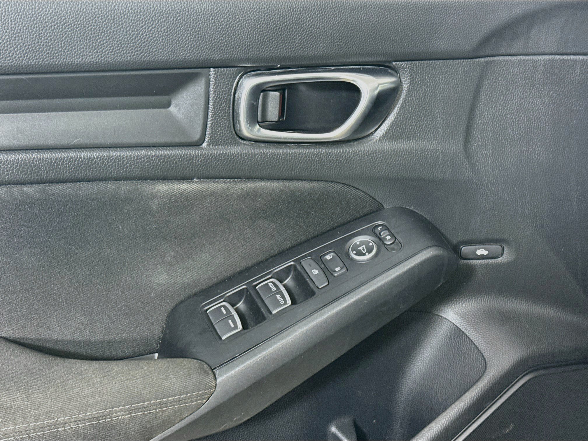 Used 2022 Honda Civic Sport image 24