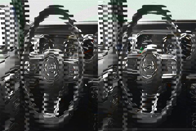 Used 2022 Jeep Wrangler Unlimited Sahara image 24